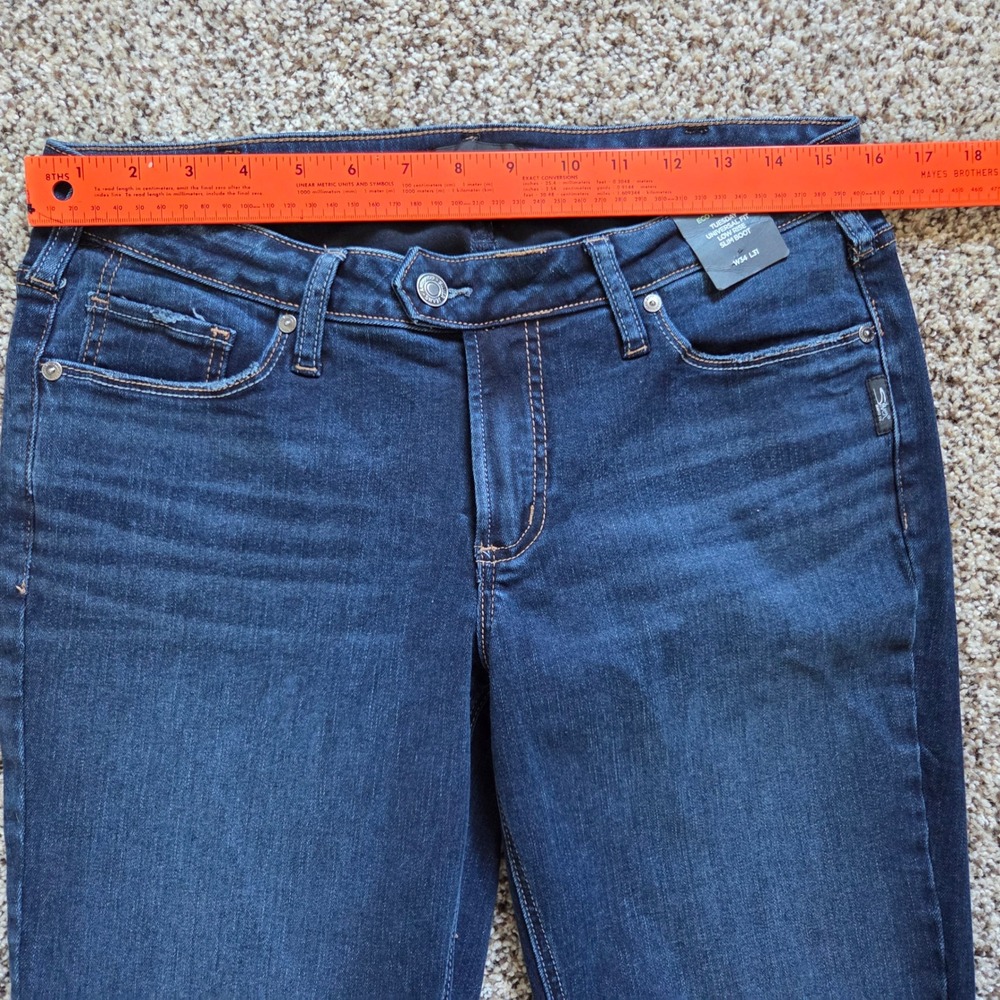 Silver Jeans Tuesday Universal Fit Low Rise Slim Boot Sz 34x31 Dark Wash NWT - Picture 3 of 7